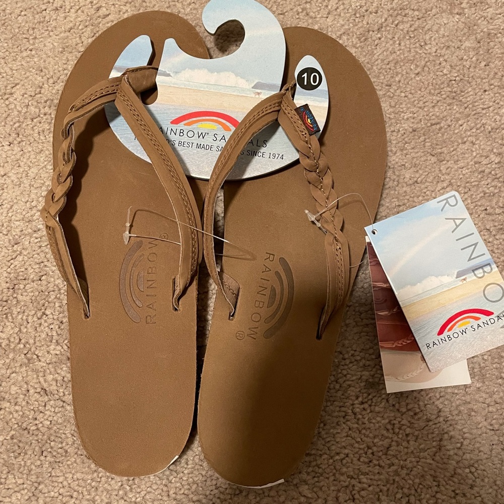Woman’s rainbow flipflops NWT Size 10